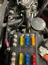 Load image into Gallery viewer, CFMoto Zforce 950 6 Way Accessory Fuse Block & Mount